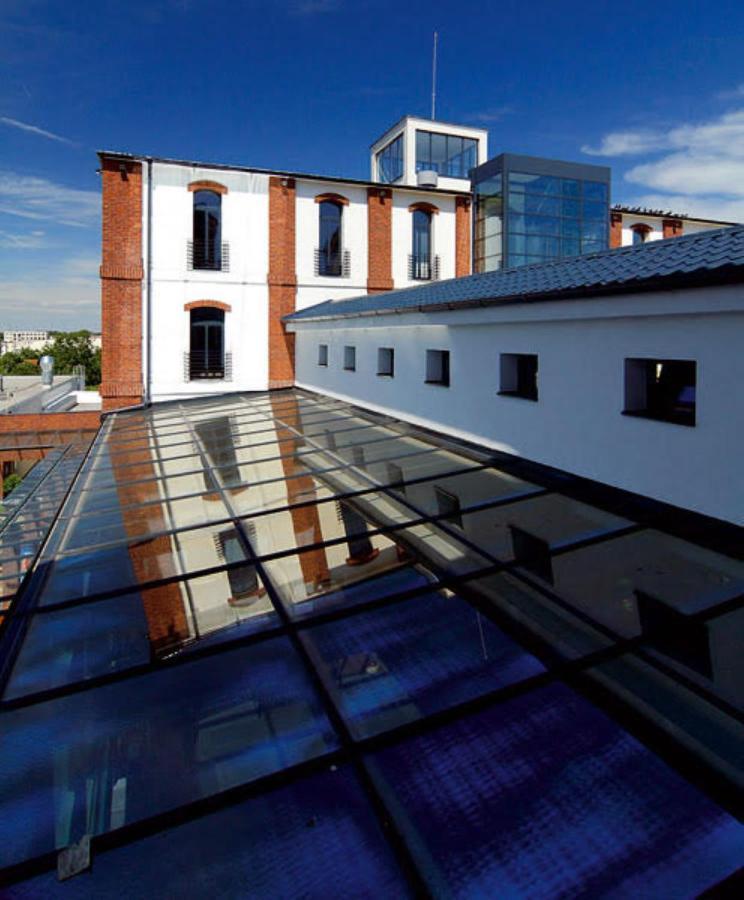 Arena Hotel Samorin Exterior photo